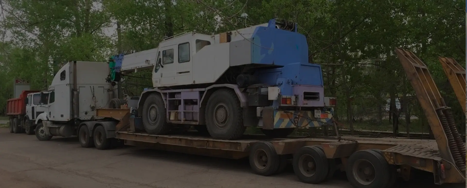 Получить расчет цены перевозки груза в городе Кувандык (Приволжский округ - Оренбургская область), аренда низкорамника на территории РФ
